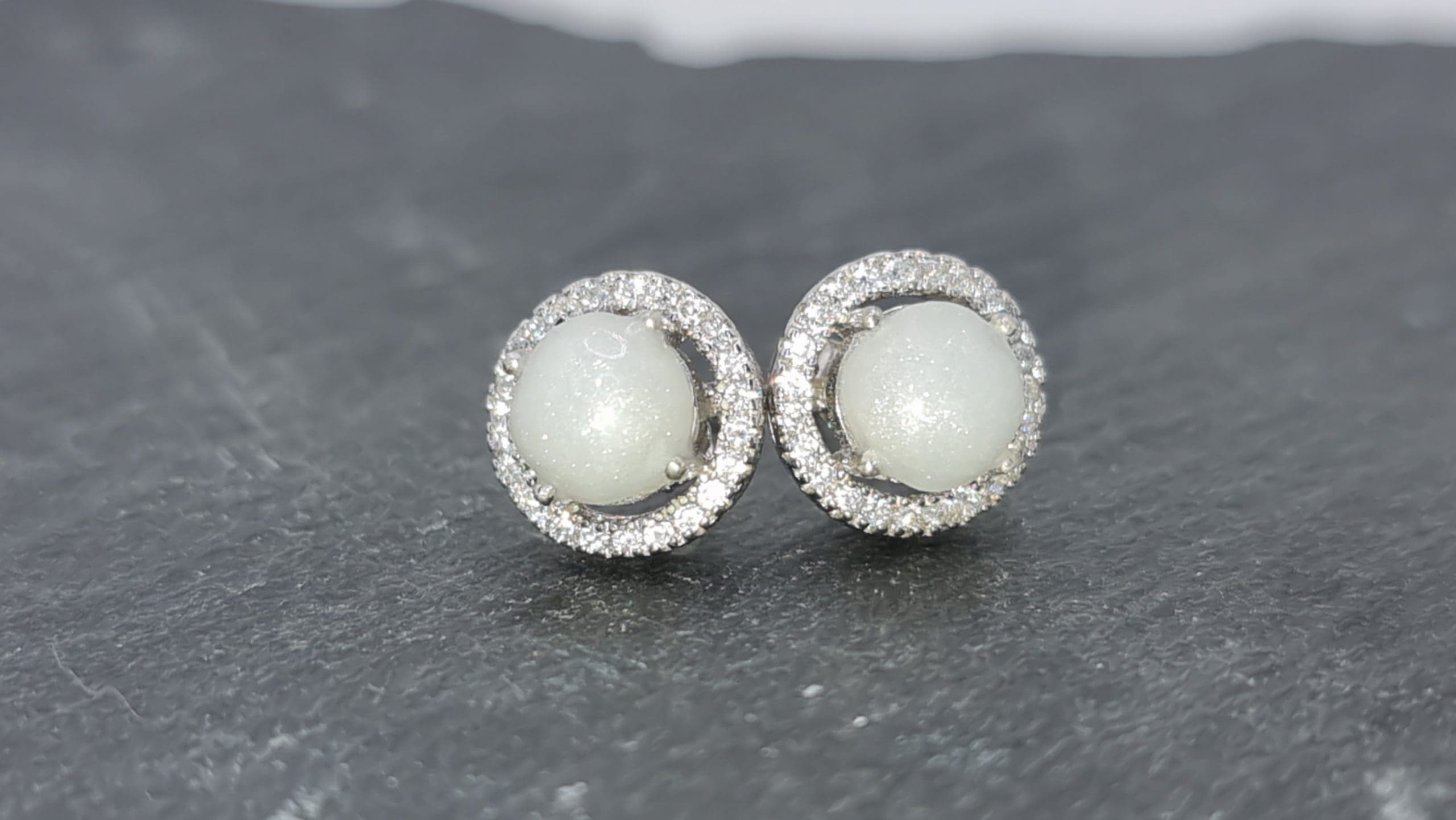 Hӓlo Earrings - Sterling Silver Cubic Zirconia - Image 3