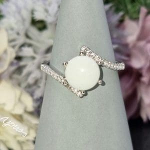 Eleuthia Ring - Solid 14k Gold Ring