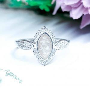 Cremation Ashes Ring Hera