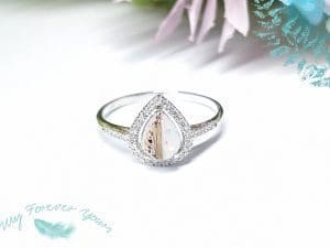 Breastmilk Jewellery, Breastmilk Ring, Breastmilk Necklace, Cremation ashes jewellery, Ashes Ring, Best Breastmilk Jewellery, Best Ashes Jewellery, Pet Ashes keepsake, Pet ashes jewellery